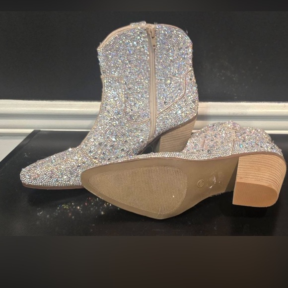 Sparkling Silver Ankle Boots - Picture 2 of 2